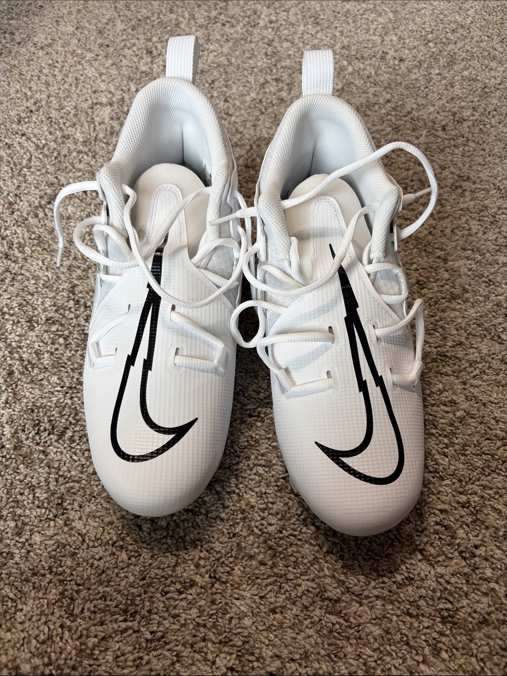 Nike White Athletic Sneakers with Black Swoosh